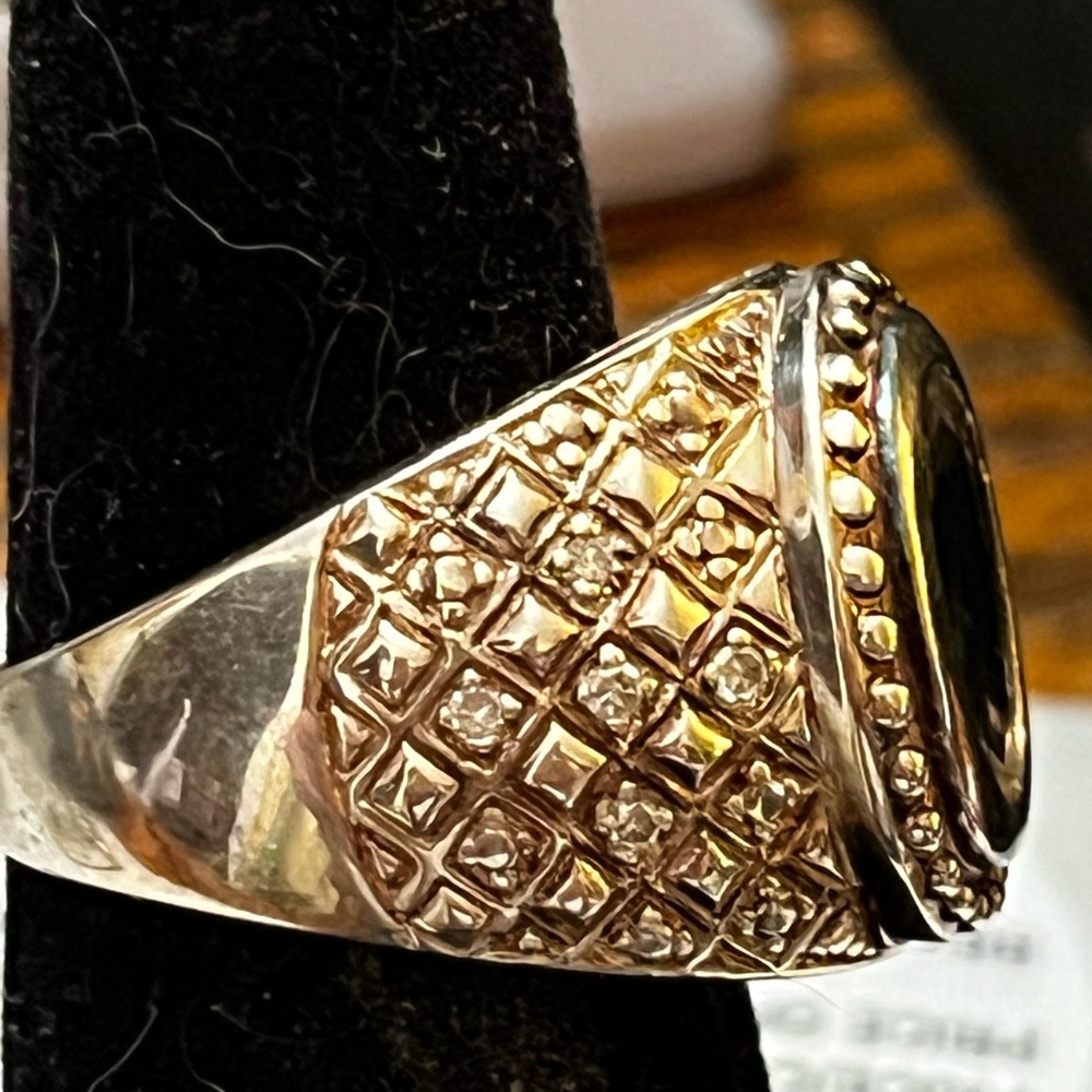 Bezel Set Oval Green Amethyst Ring - image 3